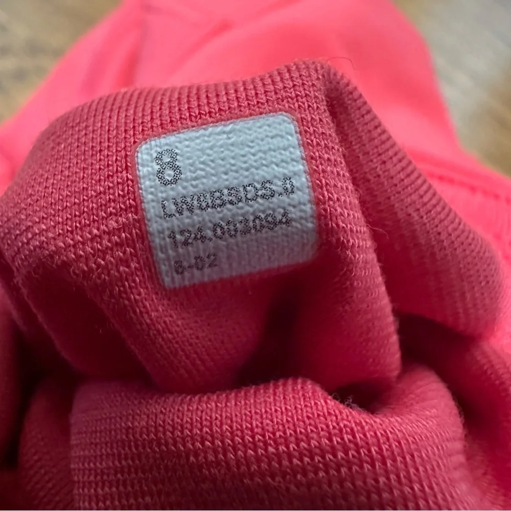 Lululemon Vibrant Pink Leggings size 8 sports yoga run